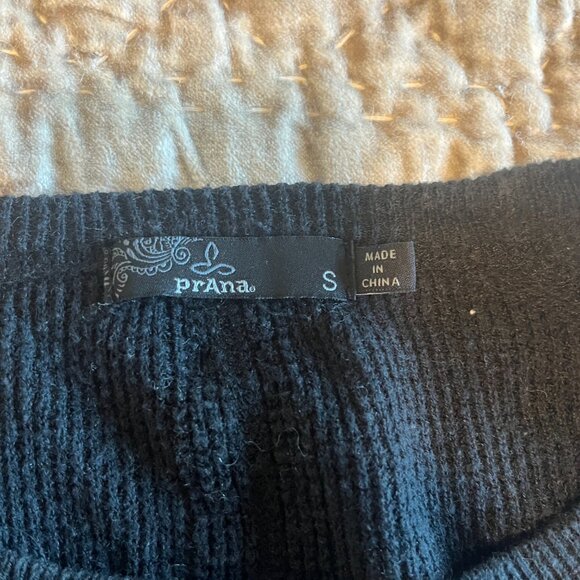 Prana Cozy Up Black Sweater Size S - Picture 2 of 4